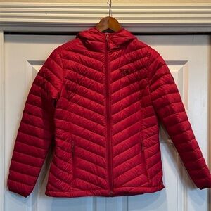 Cherry Red Lightweight Mt Hardware Women’s Coat, M